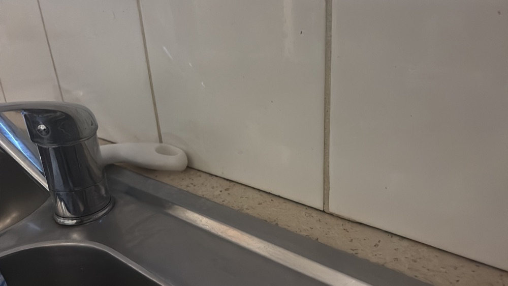 Degraded sealant and what it lets in